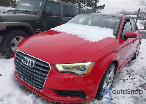 2015 Audi A3 1.8T Premium из США, поврежденный, VIN WAUACGFF0F1066550